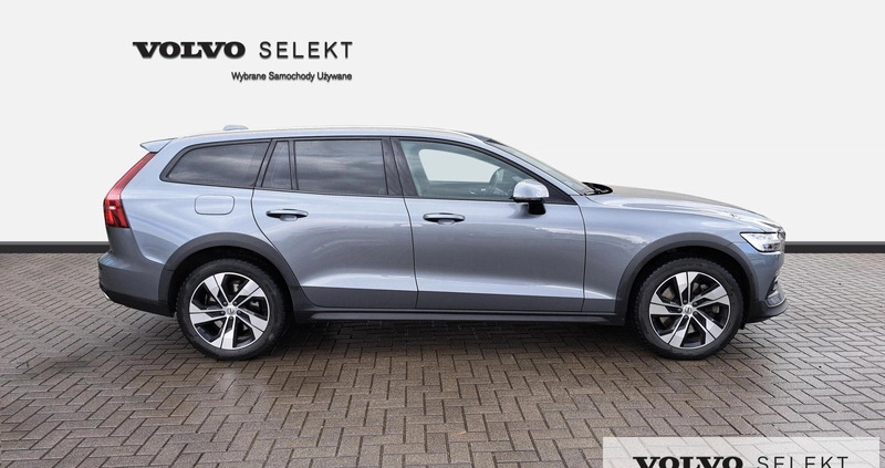 Volvo V60 Cross Country cena 173000 przebieg: 92270, rok produkcji 2021 z Różan małe 352